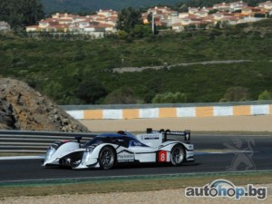 908 HYbrid4 на пистата