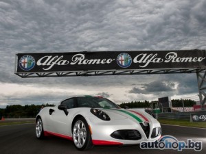 Alfa Romeo C4 в роля на кола за безопасност