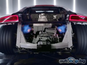 Audi R8 Plus показа сърцето си