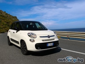 Fiat 500L събира много багаж и прави еспресо