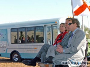 FORD DELIVERS FIRST ULTRA CLEAN HYDROGEN POWERED BUSES TO U.S. CUSTOMERS