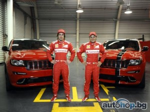 Jeep Grand Cherokee SRT8 почервеня