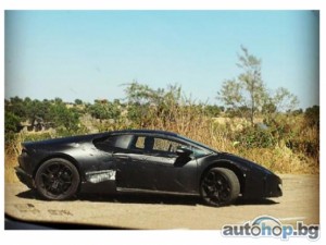 Lamborghini тества достъпния си модел