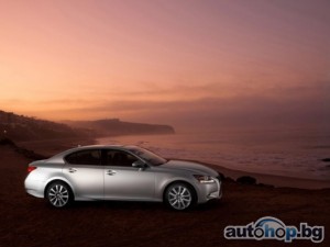 Lexus GS 350 минава на 8-степенен автоматик