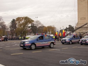 Logan и Sandero навличат полицейски униформи в Румъния