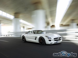 Mercedes показа SLS AMG Roadster 