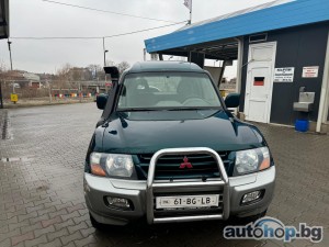 2003 Mitsubishi Pajero