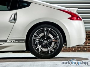 Nissan 370Z GT EDITION: Да наострим бръснача