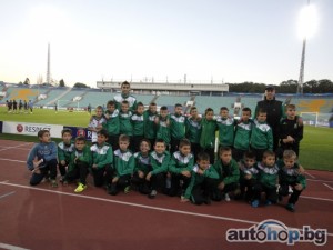 Nissan заведе детски футболен отбор на тренировката на Real Madrid
