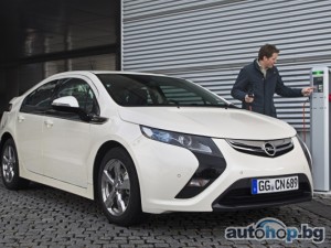 Opel Ampera: Заредена за Женева