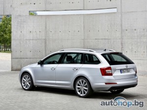 Skoda пусна кадри на комбито на Octavia