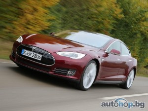 Tesla с нов базов модел до три години