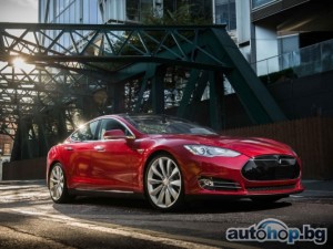 Tesla удължава Model S