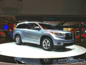 Toyota Highlander вече е с осем места