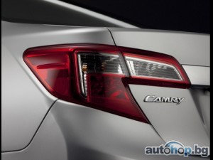 Toyota публикува тийзър на новия Camry