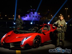 Засякоха Veneno Roadster на борда на боен самолетоносач