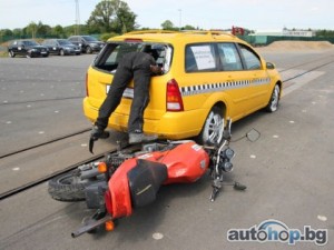 Мотоциклетистите често причиняват катастрофи