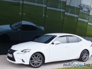 Новият Lexus IS беше официално представен в България