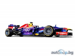 Пилотска и конструкторска титла за Фетел и Infiniti Red Bull