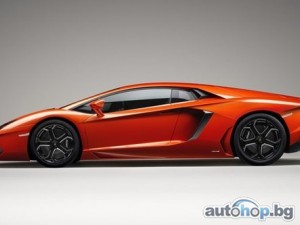 Работят над 4-местен Aventador?