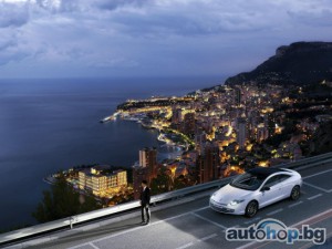 Разкриха 2012 Renault Laguna Coupe.