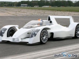 Разходка с Caparo T1 и Мика Хакинен +видео