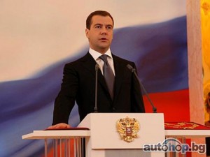 Руският президент Медведев лобира за завършване на сделката за Opel