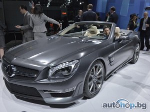 Специален Mercedes SL65 AMG по случай 45- годишното партньорство