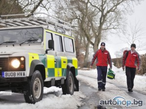 Спешна помощ възхвалява Land Rover Defender