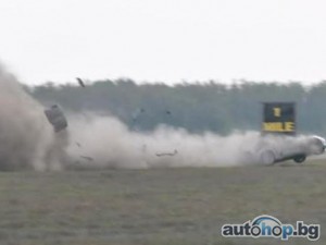 Страхотна катастрофа на Corvette с 370 км/ч  + видео