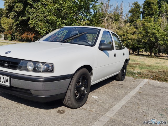 1992 Opel Vectra 1.6i