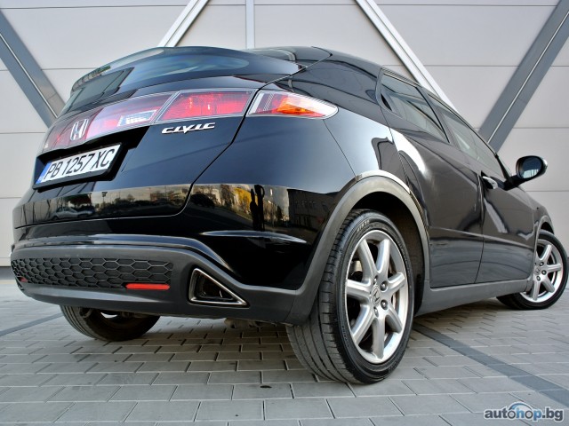 2006 Honda Civic Honda Civic 1.8i - VTEC АВТОМАТ F1 ПЕРА
