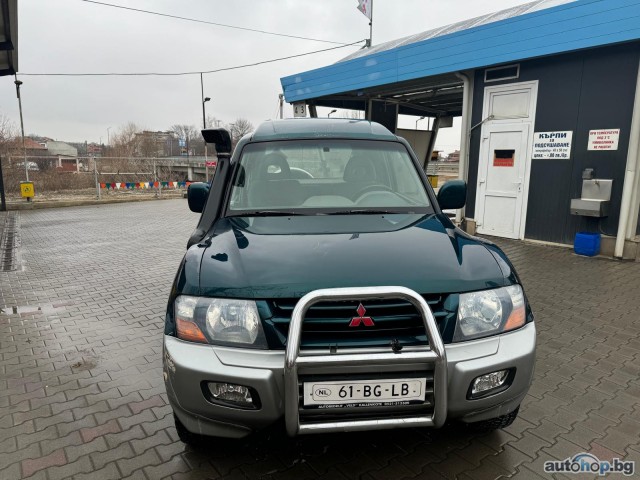 2003 Mitsubishi Pajero