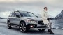 Ибра рецитира шведския химн на фона на Volvo XC70