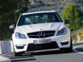 Официално: Mercedes C 63 AMG 2011