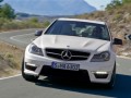 Официално: Mercedes C 63 AMG 2011