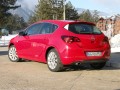 Opel Astra с тест на родна територия