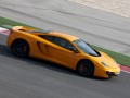 MP4-12C препуска с максимални 330 км/ч