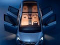 Автосалон Женева 2011: Opel показа Zafira Tourer Concept (Видео)