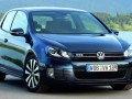 Първият Golf D от 1976 срещу Golf VI BlueMotion