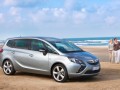 Opel Zafira Tourer: Преждевременно разкритие (Видео)