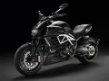 Ducatti Diavel AMG SE разкрит