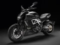 Diavel AMG и CLS 63 AMG – открийте приликите