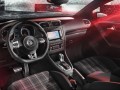 Нов Golf GTI Cabriolet ще дебютира в Женева