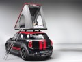 Каравана и палатка от MINI