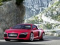 Audi подобрява R8, въвежда и версия V10 plus и нова трансмисия