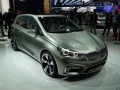 BMW планира нови 12 модела с предно предаване