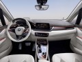 BMW планира нови 12 модела с предно предаване