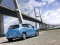 Nissan Leaf с над 100 подобрения