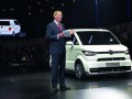 VW показа електрическия си бус